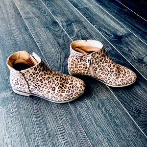 Girls Leopard Booties
